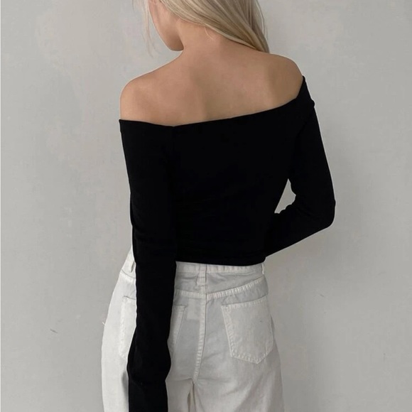 Off the shoulder tee - Picture 2 of 3